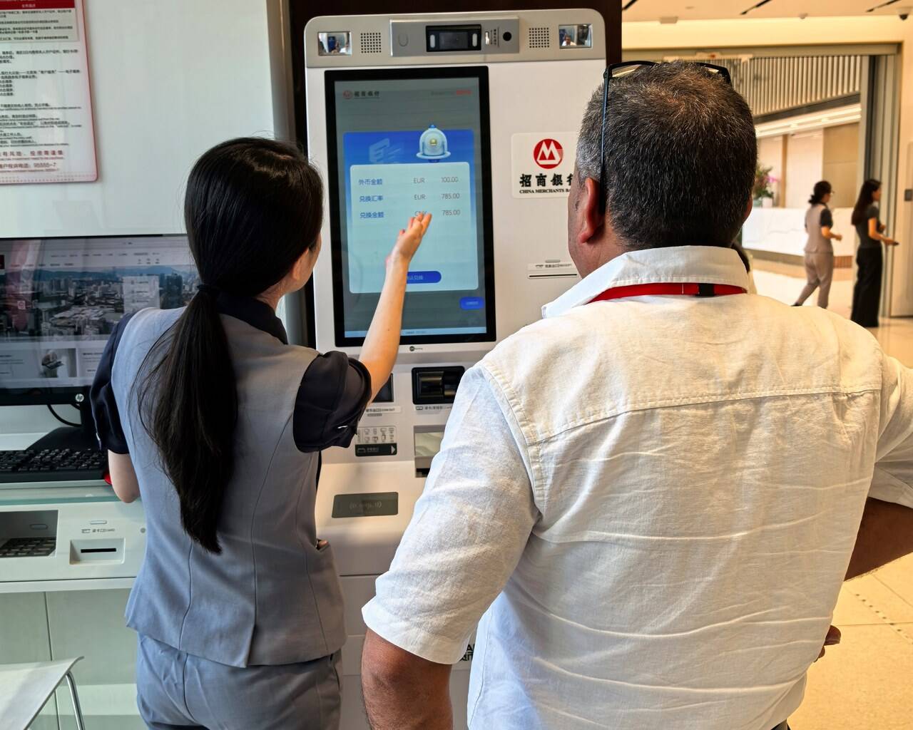 最新医保卡提取现金方法自助提款机方法分析(最方便真实的乐清医疗保障卡怎么提取现金方法)